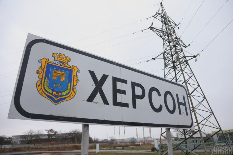 Kherson was shaken by a series of powerful explosions, many died
