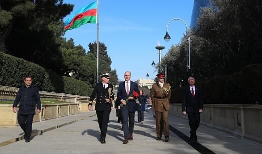 British minister visits Alley of Martyrs