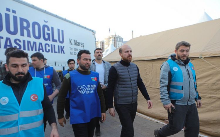 Билал Эрдоган посетил лагерь азербайджанских волонтеров в Турции