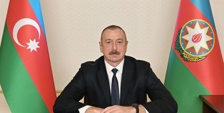 Ilham Aliyev offers condolences his Greek counterpart over train accident