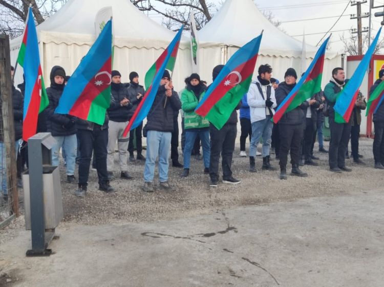 Акция протеста на дороге Ханкенди-Лачын продолжается 83 дня
