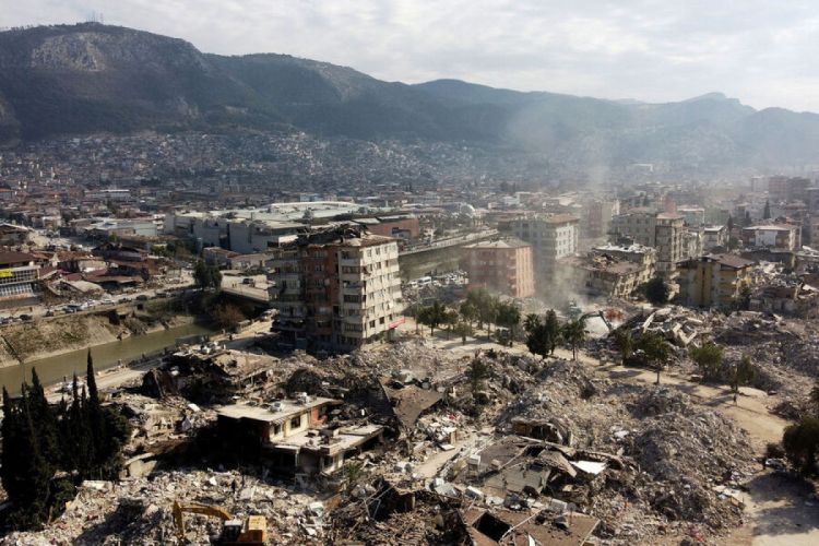 После землетрясения в Турции зафиксировано 14 тысяч афтершоков