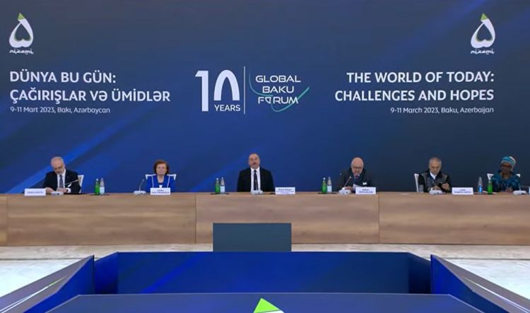 Prezident İlham Əliyev X Qlobal Bakı Forumunda iştirak edir