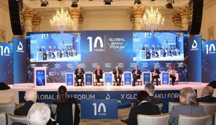 X Qlobal Bakı Forumunun sonuncu günü işə başlayıb