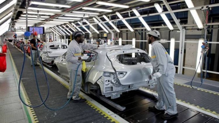 الجزائر تنتج أول سيارة محلية الصنع ديسمبر المقبل