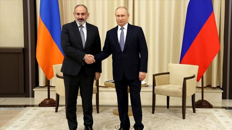 روسيا وأرمينيا تبحثان الوضع في قاراباغ