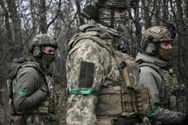 Ukrainian commandos prepare Bakhmut skirmish