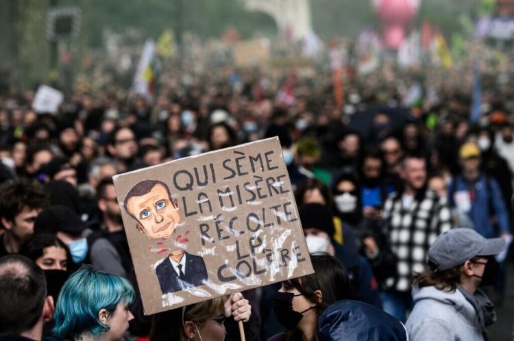 Macron to give TV interview in bid to calm unrest over pension reform