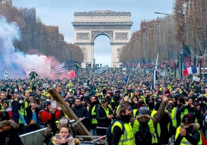 457 Arrested, 441 Police Injured In France Unrest