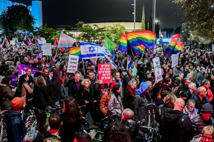 Thousands rally against Benjamin Netanyahu’s judicial overhaul