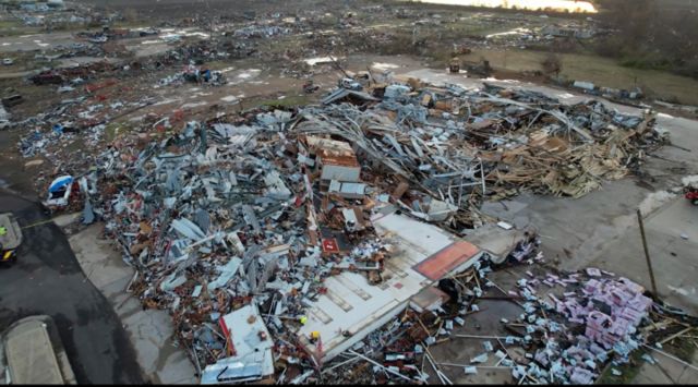 Mississippi governor declares state of emergency after tornadoes kill at least 26 people
