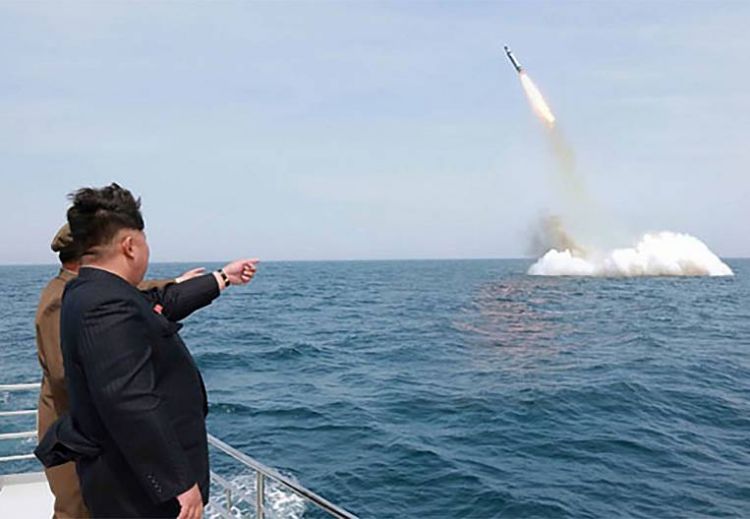 КНДР выпустила две баллистические ракеты в сторону Японского моря