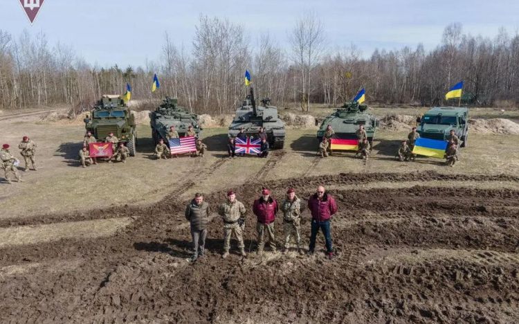 Война на Украине : Киев получает первые западные тяжелые танки FOTO