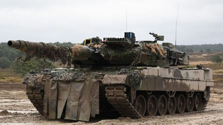 Germany sends much-awaited Leopard tanks