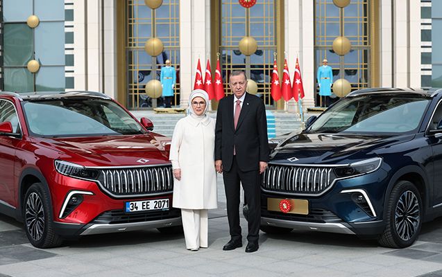 Türkiyənin yerli avtomobil markası Ərdoğana TƏQDİM EDİLDİ