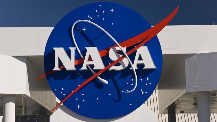 NASA Aya uçacaq astronavtların adlarını açıqlayıb