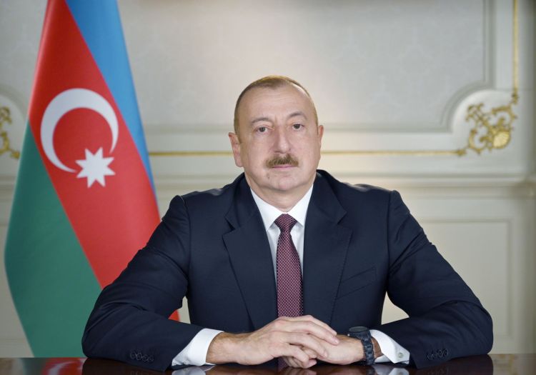 Президент Ильхам Алиев поздравил Президента Сенегала с национальным праздником
