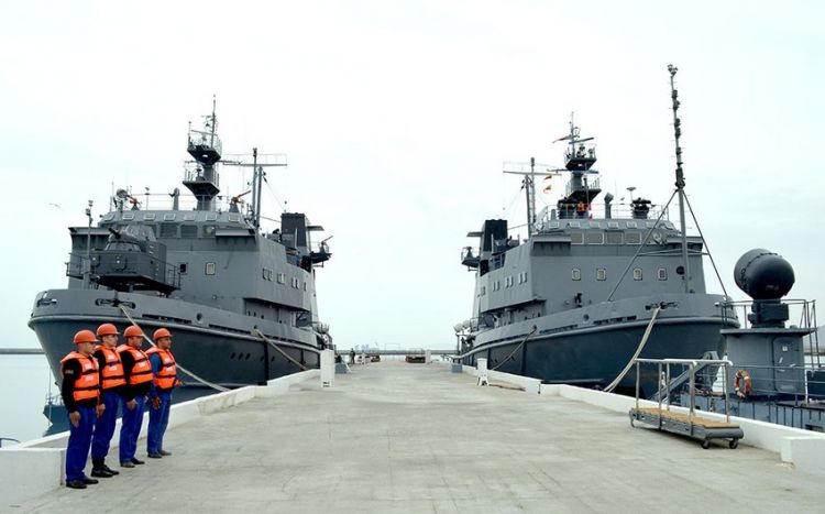 Azerbaijan Naval Forces conduct raiding drills