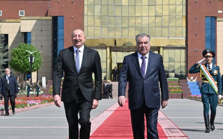 Завершился государственный визит президента Азербайджана в Таджикистан