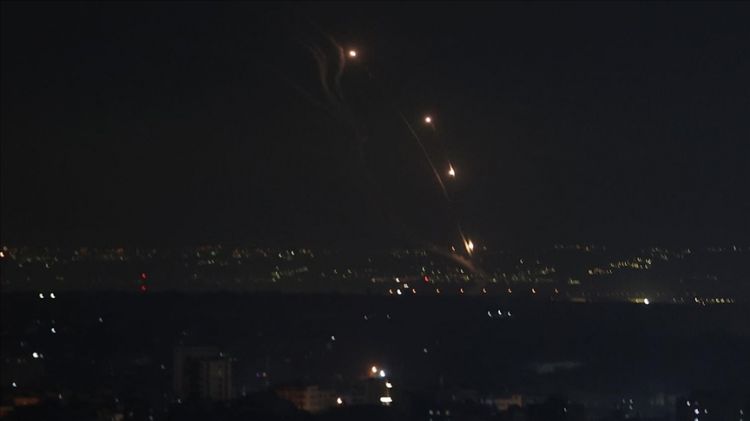 إطلاق 40 صاروخا من غزة تجاه إسرائيل