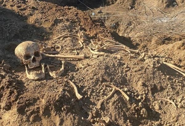При раскопках в Агдаме обнаружены человеческие кости