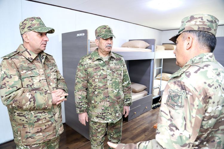 Министр обороны: «Турецкая модель используется при подготовке профессиональных офицеров»