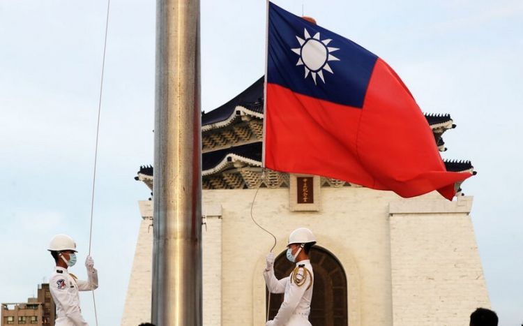Тайвань зафиксировал приближение к острову 70 летательных аппаратов Китая