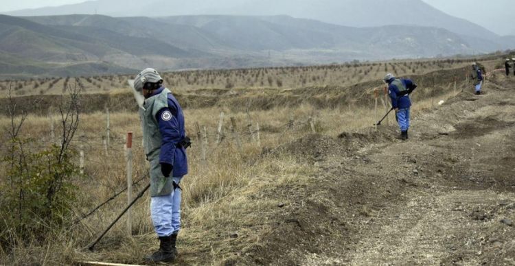Azerbaijani MFA: Armenia has to hand over accurate landmine maps