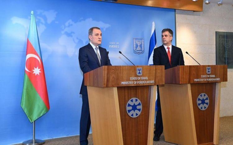 В Баку проходит встреча глав МИД Азербайджана и Израиля