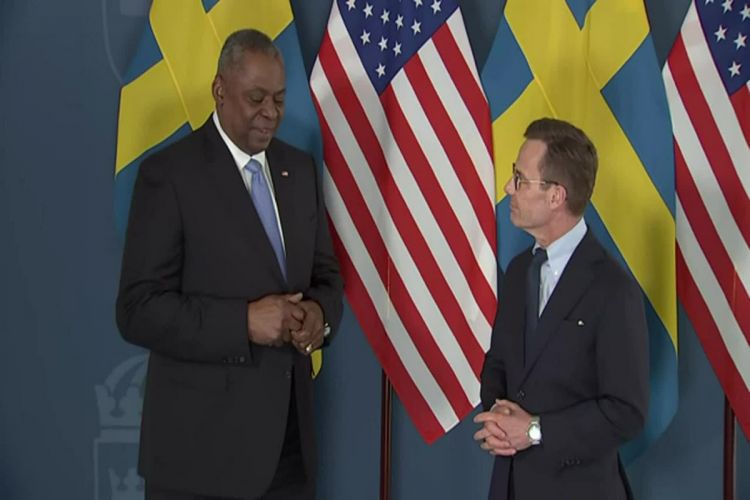US Secretary of Defense discussed NATO membership with Swedish PM