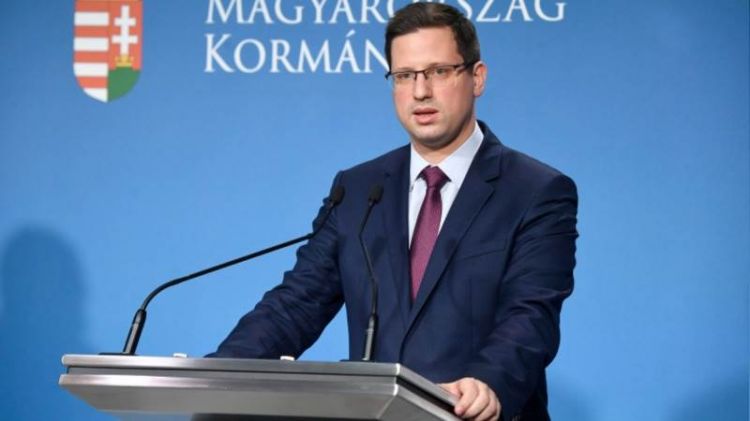 Hungary widens ban on Ukrainian food imports