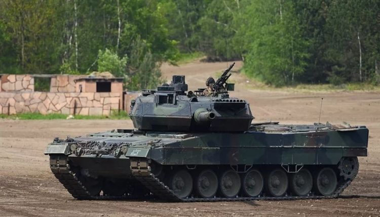 إسبانيا تعلن إرسال 6 دبابات ليوبارد لأوكرانيا خلال أيام
