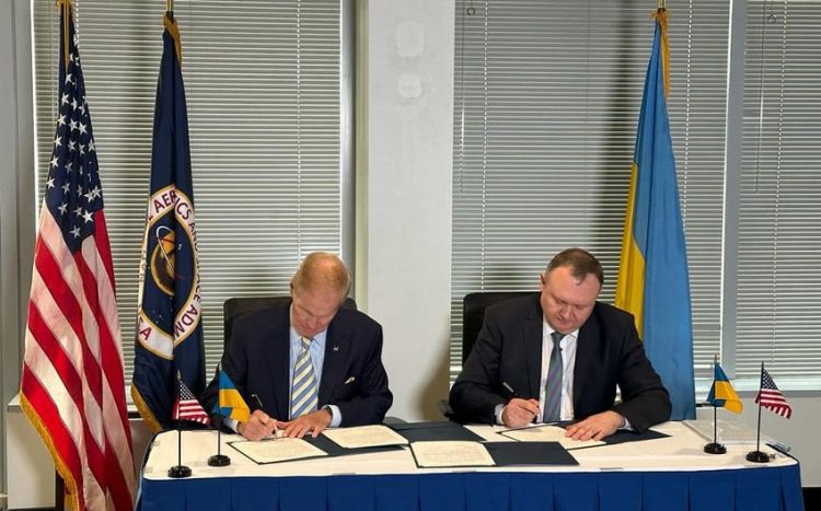 NASA və Ukrayna Kosmik Agentliyi əməkdaşlıq sazişi imzaladılar