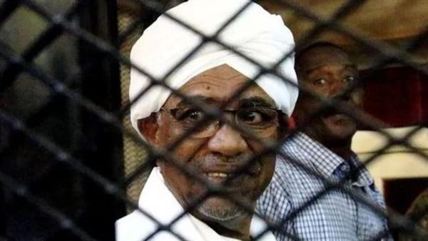 Sudanın keçmiş prezidenti xəstəxanaya köçürüldü