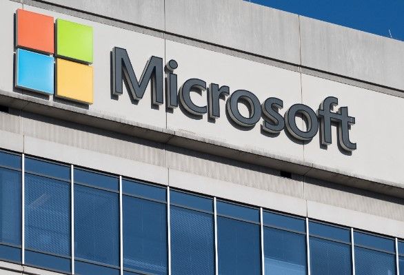Мир перевернулся. Microsoft призвала не покупать компьютеры с Windows