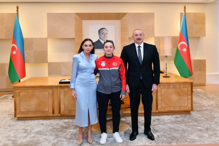 Mehriban Aliyeva shared a post about the meeting with the Turkish athletes