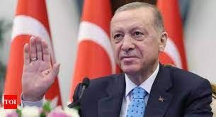 Turkey's Erdogan returns from three-day campaign absence