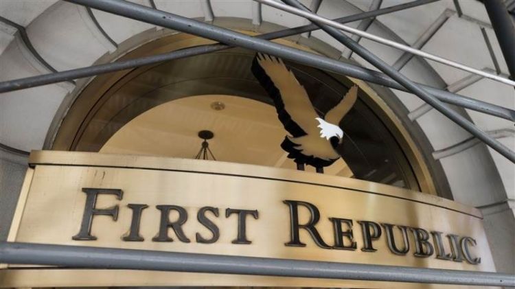 US regulators ask banks for final bids for First Republic