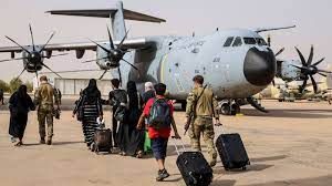 Sudan: final UK flight leaves as evacuation operation ends