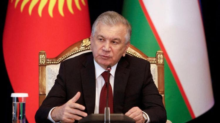أوزبكستان تنظم استفتاء دستوريا سيمكن الرئيس ميرزيوييف من البقاء في السلطة