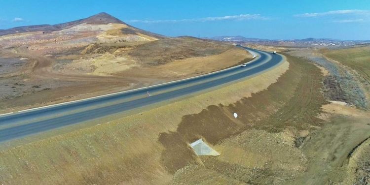 Dövlət başçısı Füzuli-Hadrut yolunun 12,3 kilometrlik hissəsinin açılışını etdi