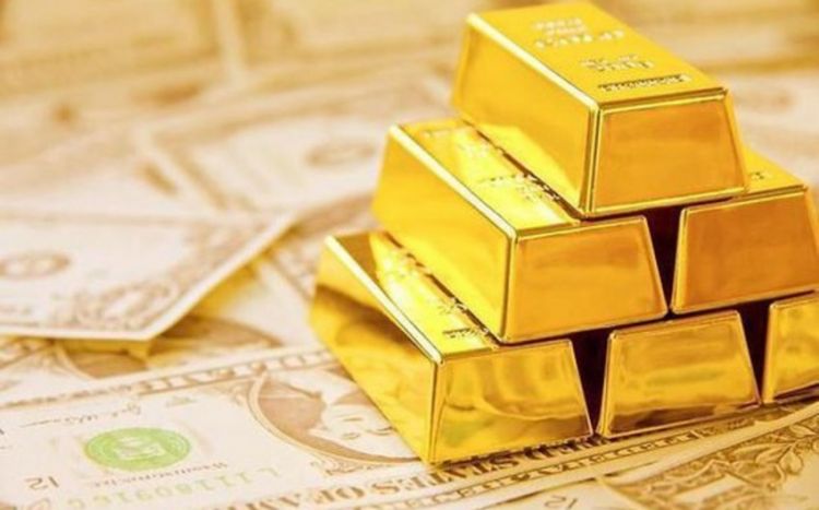 Золото подешевело перед выходом данных об инфляции в США