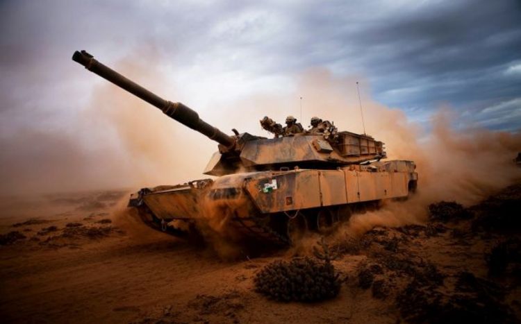 Остин: Танки Abrams поступят в Украину в начале осени