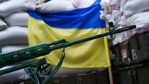 İsveçrə Ukraynaya silah tədarükünə yaşıl işıq yandırdı