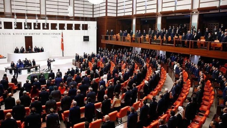 Türkiyədə 10 partiya lideri deputat oldu SİYAHI