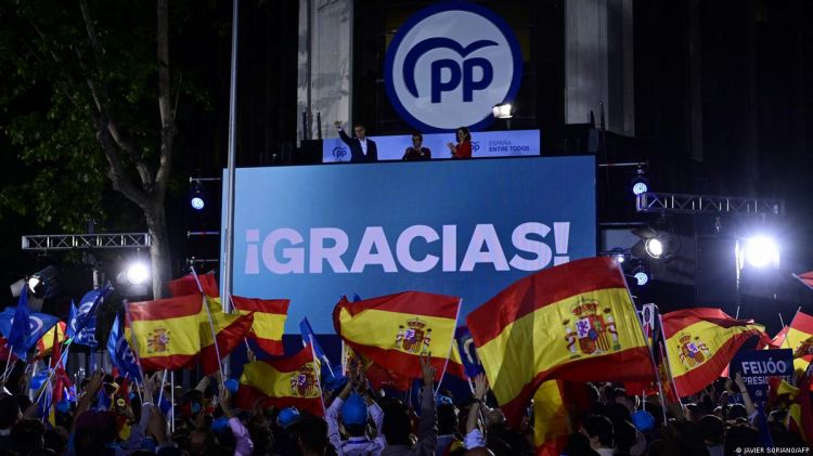 Spain: Conservatives secure gains in key regional elections