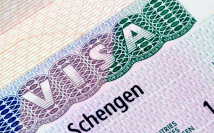 В Кыргызстане выявили международный канал сбыта поддельных шенгенских виз