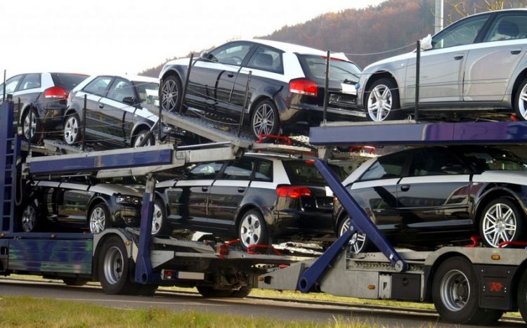 В Азербайджане импортеры подержанных автомобилей будут платить за утилизацию