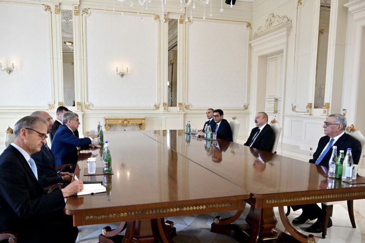 President Ilham Aliyev received President of International Olympic Committee