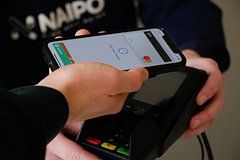 На Украине обязали банки отчитываться о всех карточных платежах населения